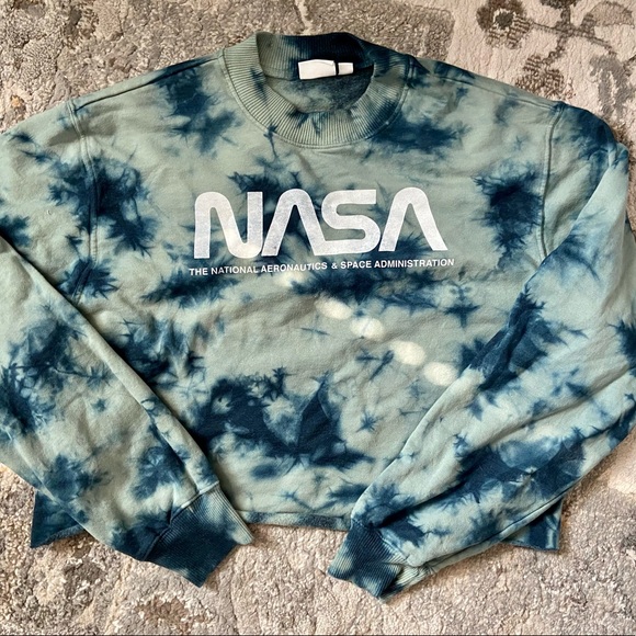 NASA Cropped Tie Dye Sweashirt NWOT - Picture 1 of 2